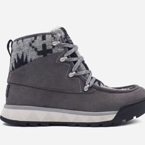 Pendelton Women's Torngat trail lace up boots in Grey Spider Rock Size 8.5
